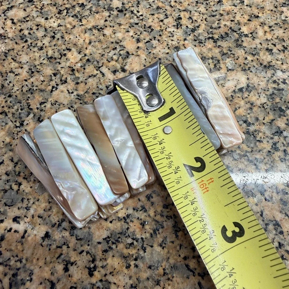 VTG White Mother Of Pearl Shell Wide Cuff Bracelet Womens Stretch Beach Boho